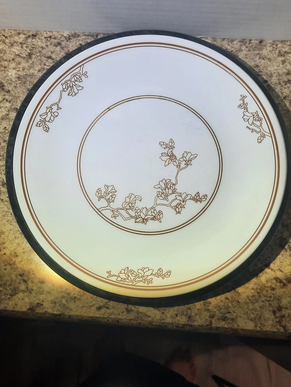 Corelle Oriental Wood Dinner Plates X 4